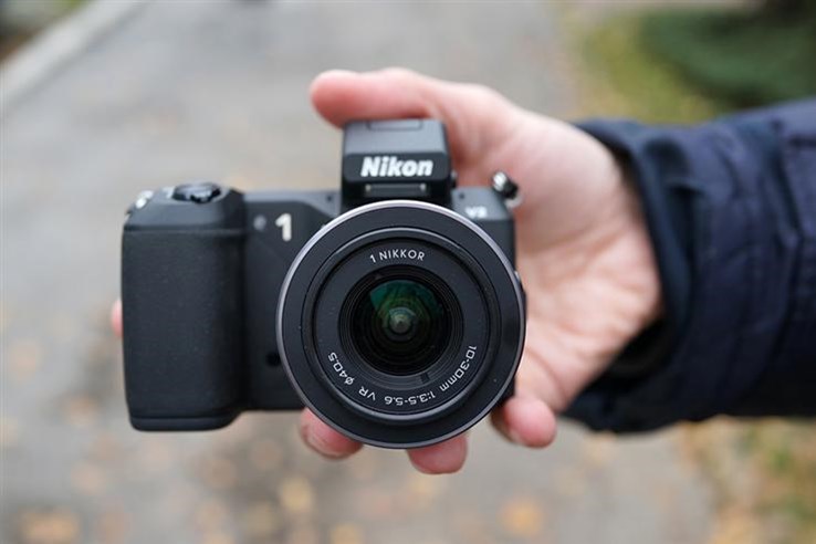 Nikon 1 V2 vani (1).jpg